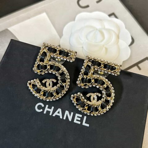 新款☑️CHANEL香奈儿c1双c黑皮5字五号耳钉耳环