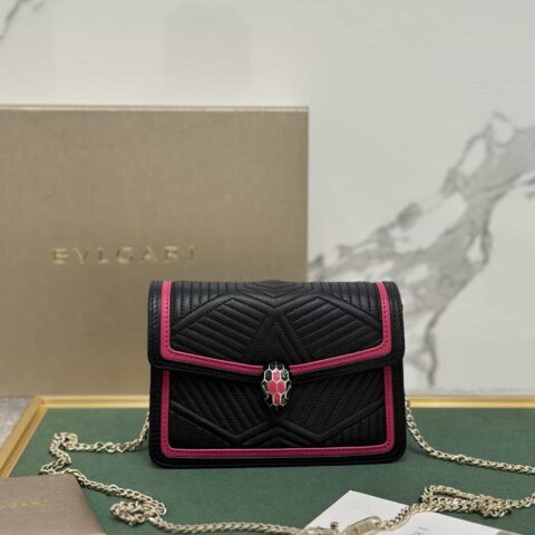 【Bvlgari】 Serpenti Forever系列 蛇形绣线限定款 迷你款型号：288104