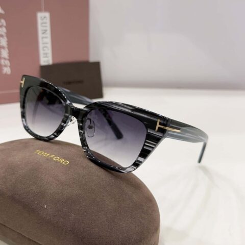 TOM FORD汤姆福特方框男女通用太阳眼镜
