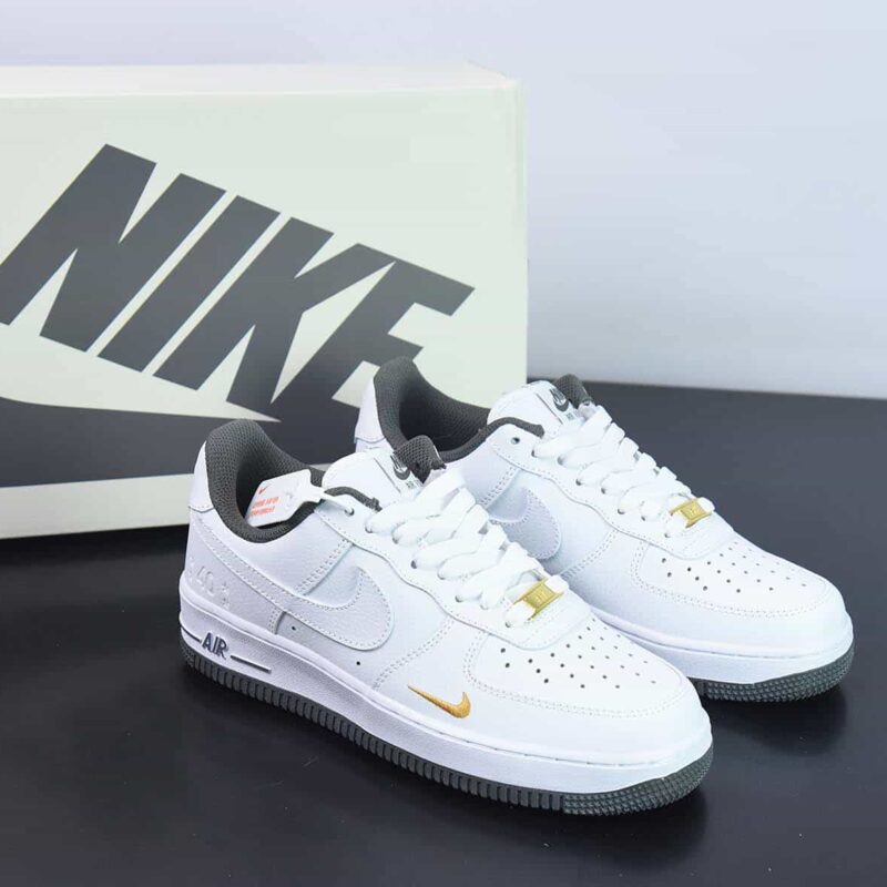 Nike Air Force 1'07"40th Anniversary/White/Dark Grey"空军一号“40周年版白暗灰金小钩”DD1225-008