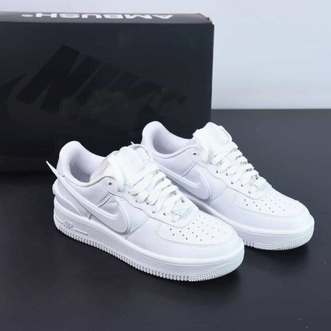 Ambush x Nk Air Force 1'07 Low "Phantom" 联名款 纯白 空军一号低帮休闲板鞋 货号：DV3464-003