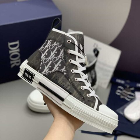 DIOR迪奥   采用黑色透明网布精心制作B23高帮鞋
