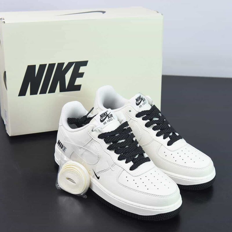 Nk Air Force 1'07 Low 三勾系列 米黑经典 空军一号低帮休闲板鞋 货号：TV2306-257