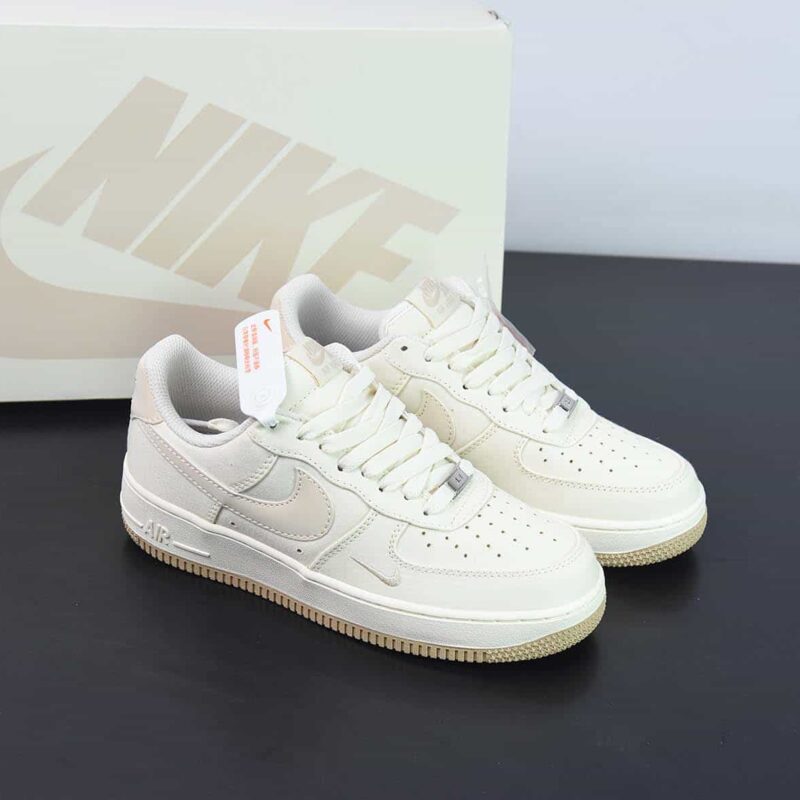 Nk Air Force 1'07 Low 卡其小勾 布面 空军一号低帮休闲板鞋 货号：ME0112-577