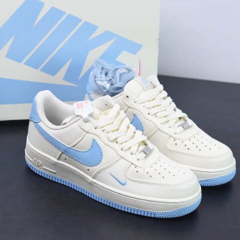 Nk Air Force 1'07 Low 天蓝小勾 布面空军一号低帮休闲板鞋 货号：ME0112-533