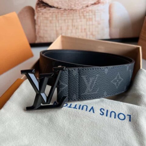 LV路易威登    PYRAMIDE 40毫米腰带