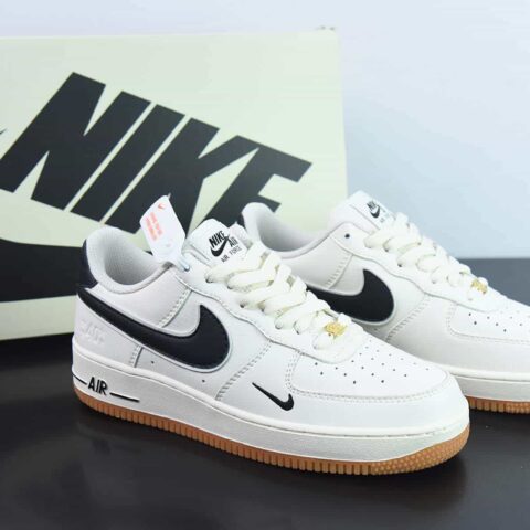 Nike Air Force 1’07 Low空军一号 40周年联名纪念款 米白黑小钩”货号WA0531-301