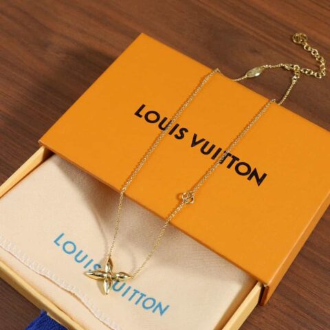 Louis Vuitton 路易威登IV 花卉项链 手链