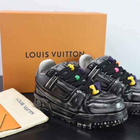 LV 路易威登 Trainer Maxi 小胖丁系列面包鞋