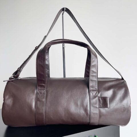 Bottega veneta 皮革旅行包 款号：731192 咖啡色