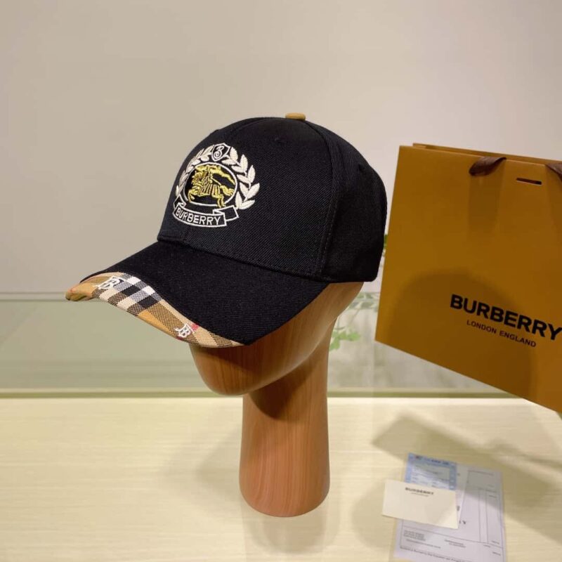 Burberry巴宝莉立体刺绣原单棒球帽