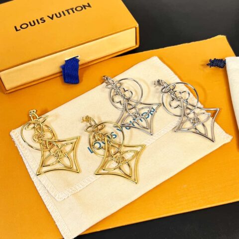 Louis Vuitton 路易威登LV TWIGGY 花卉耳环耳钉