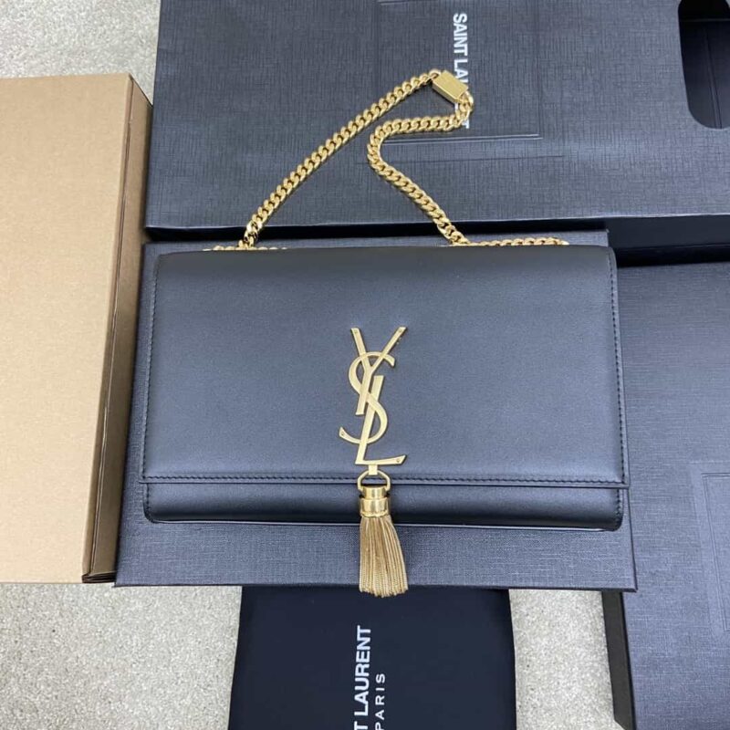 Y家最经典的款式Kate鳄鱼纹链条斜挎包型号：377829