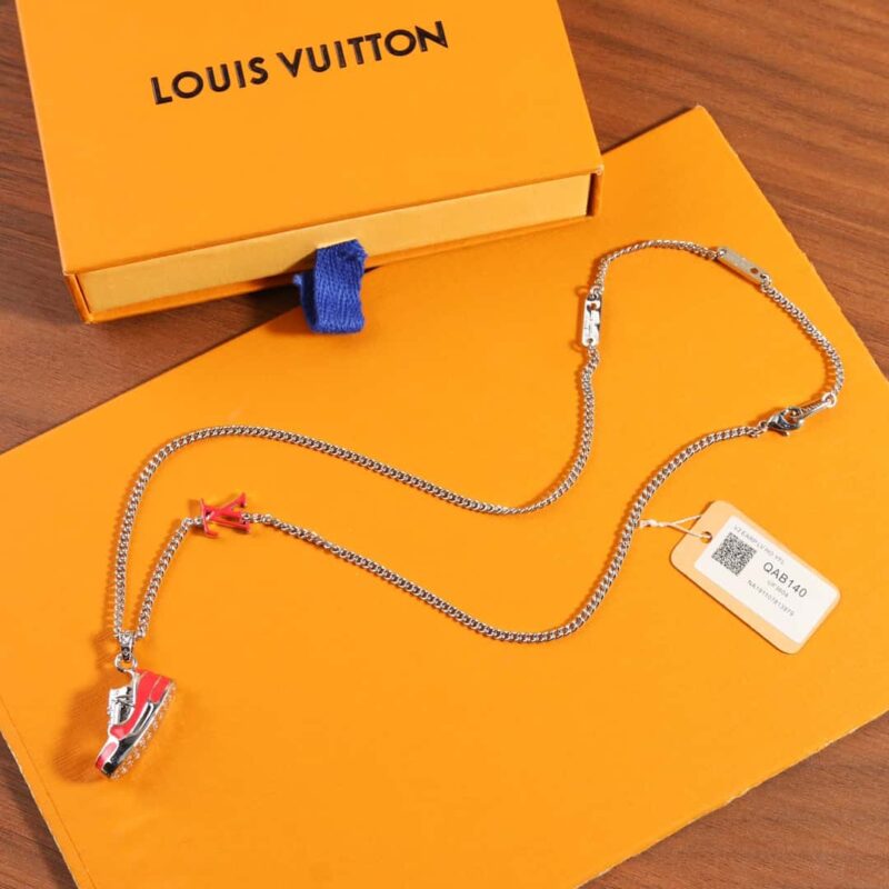 Louis Vuitton 路易威登IV TRAINER 球鞋项链