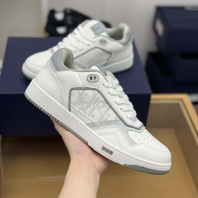 DIOR迪奥   采用黑色光滑牛皮革精心制作B27 低帮运动鞋