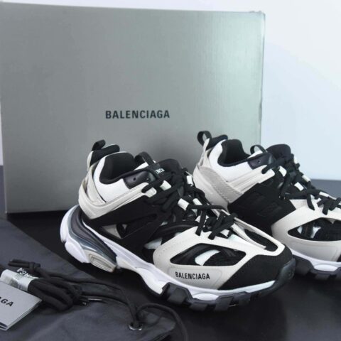 巴黎世家/Balenciaga 巴黎世家3.0低帮老爹鞋  灰黑 货号：542436 W3SU5 9791