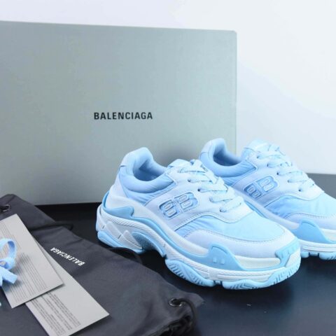 Balenciaga 巴黎世家 Triple S 厚底老爹鞋  蓝色货号：710156 W3CU2 4045