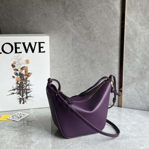 LOEWE 新版型hammock吊床腋下包 0687紫色