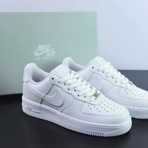 Nike Air Force 1 Low  空军一号低帮百搭休闲运动板鞋 纯白经典  货号：CW2288-111