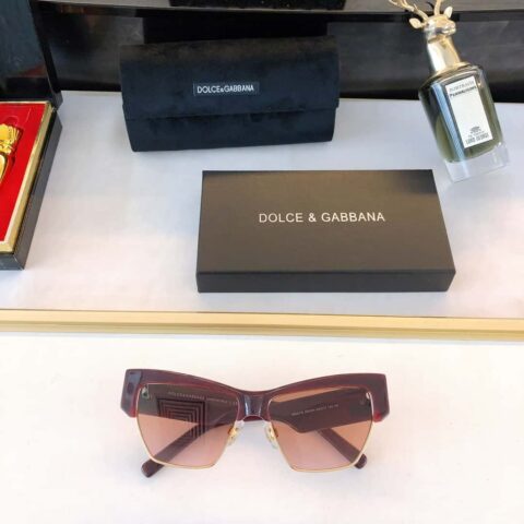 DOLCE&GABBANA杜嘉班纳镜腿立体字母