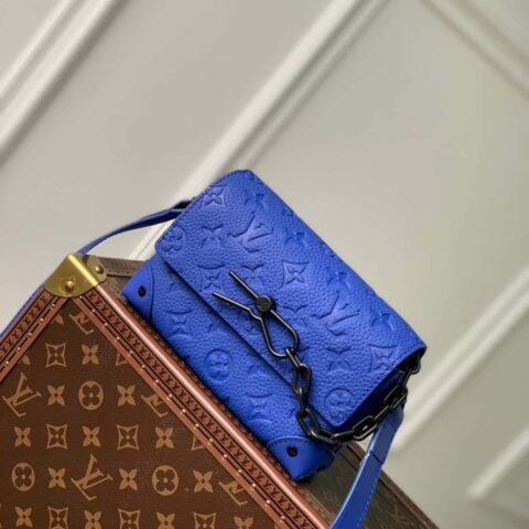 M82571 本款 Steamer 迷你手袋