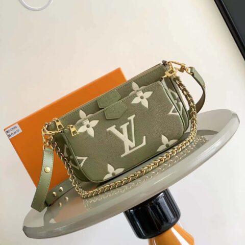M45777 M80399Multi Pochette Accessories 手袋