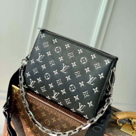 〖Coussin 小号手袋〗M57791   Vuittamins 胶囊系列