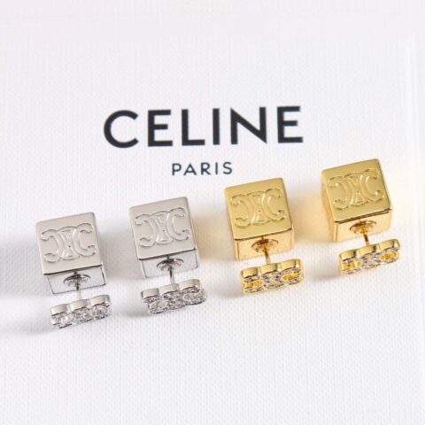 ❗️新品❗️ ☀️新款☑️ Celine瑟琳骰子耳钉耳环 ☀️