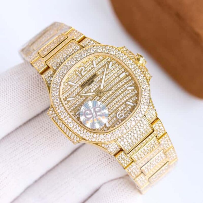GR 重金打造经典时计——百达翡丽7118女士鹦鹉螺 满钻限量款324 S自动一体上链机械机芯腕表