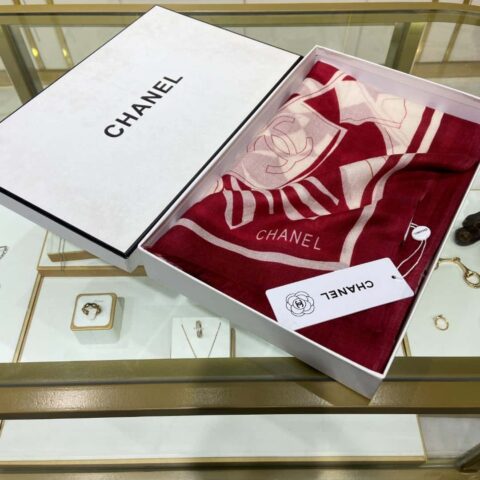 CHANEL香奈儿小香图形组合长巾