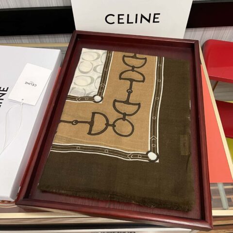 CELINE赛琳戒指绒长巾