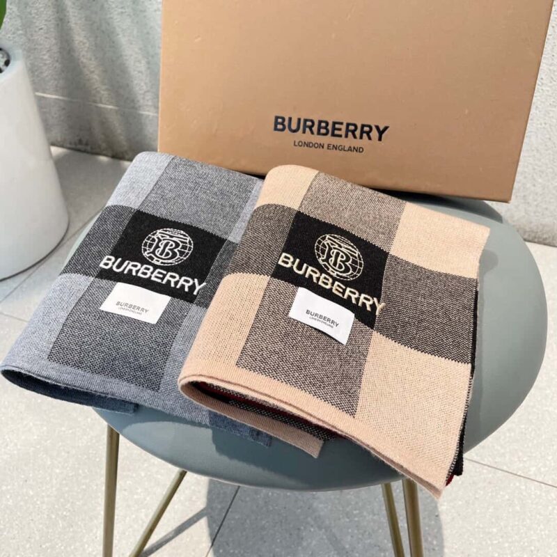 Burberry巴宝莉经典战马100%进口针织羊绒