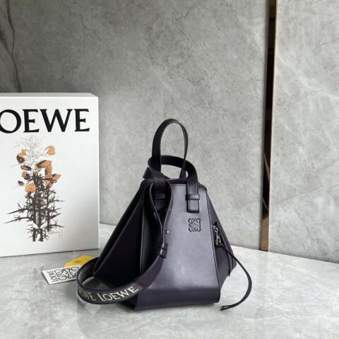 LOEWE 2023单色釉缎面系列 Hammock bag吊床包 0682紫色