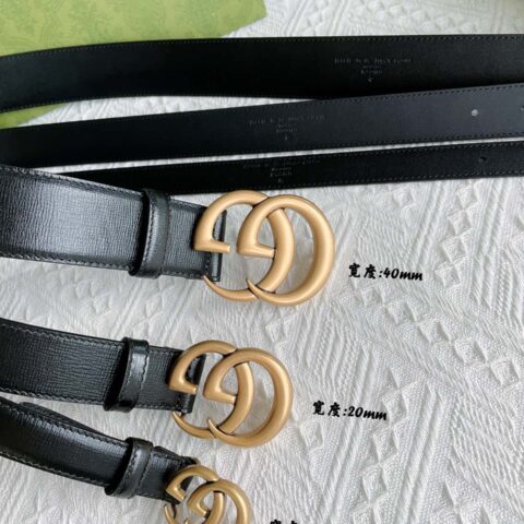 GUCCI 进口牛皮纹理 经典logo金属扣腰带