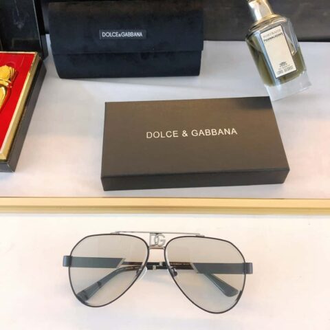 DOLCE&GABBANA杜嘉班纳蛤蟆形男女通用太阳眼镜