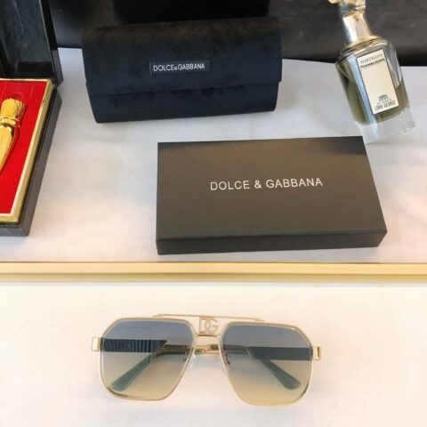 DOLCE&GABBANA杜嘉班纳不规则边框太阳眼镜