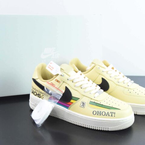 Nike Air Force 1 Low 空军一号低帮运动休闲板鞋 英文涂鸦 71  黄色 货号：CW2288-111