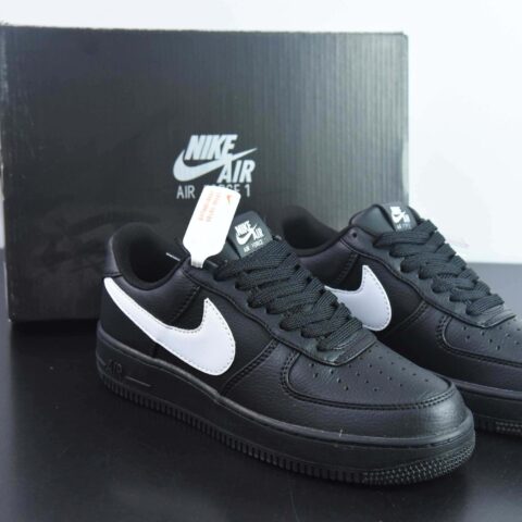 Nike Air Force 1’07 Low"空军一号系列 “皮革白黑放大钩子”CI9553-001