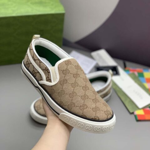 GUCCI 米色和乌木色经典GG帆布 男士休闲鞋