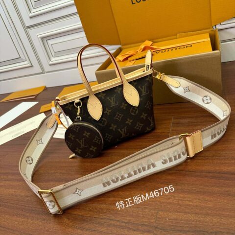 LV M46705 Neverfull BB