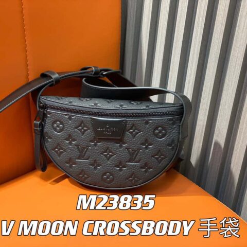 【原单精品】M23835黑色全皮 男包月亮包系列 秋冬新款 LV MOON CROSSBODY 手袋
