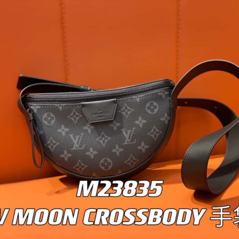 【原单精品】M23835黑花 男包月亮包系列 秋冬新款 LV MOON CROSSBODY 手袋