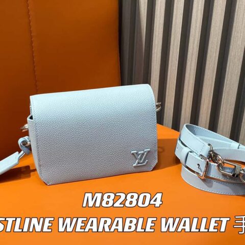 【原单精品】M82804浅蓝 全皮男包邮差包系列 秋冬新款 FASTLINE WEARABLE WALLET 手袋