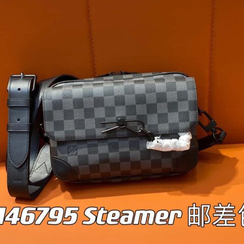 【原单精品】M46795黑格 男包邮差包系列 Steamer 邮差包