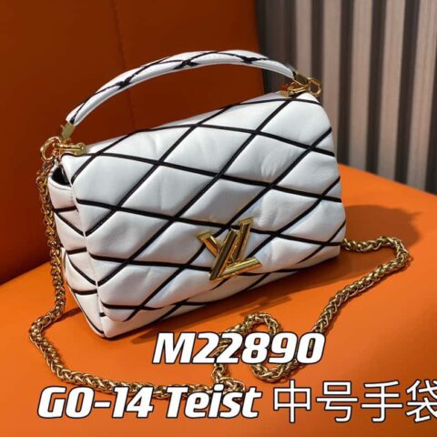 【原单精品】M22890白色 全皮菱格链条包系列 GO-14 Teist 中号手袋 M22891