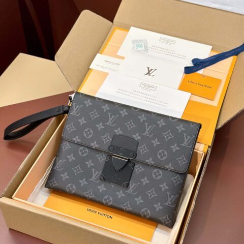 LV M82598 S-LOCK POCHETTE 手拿包