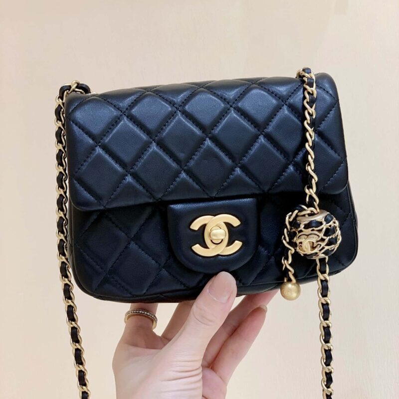 CHANEL 22P最新核桃金球 AS1786