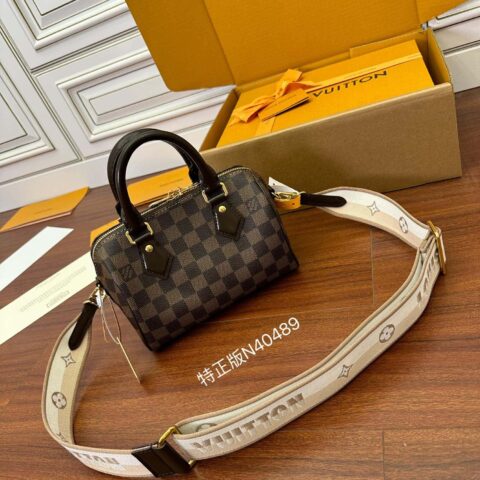 LV N40489 Speedy Bandoulière 20