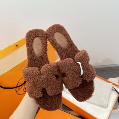 Hermès 泰迪🐻棕色毛毛拖鞋