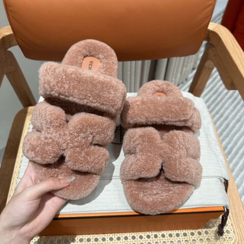 Hermès 毛绒二舅鞋 Chypre凉鞋